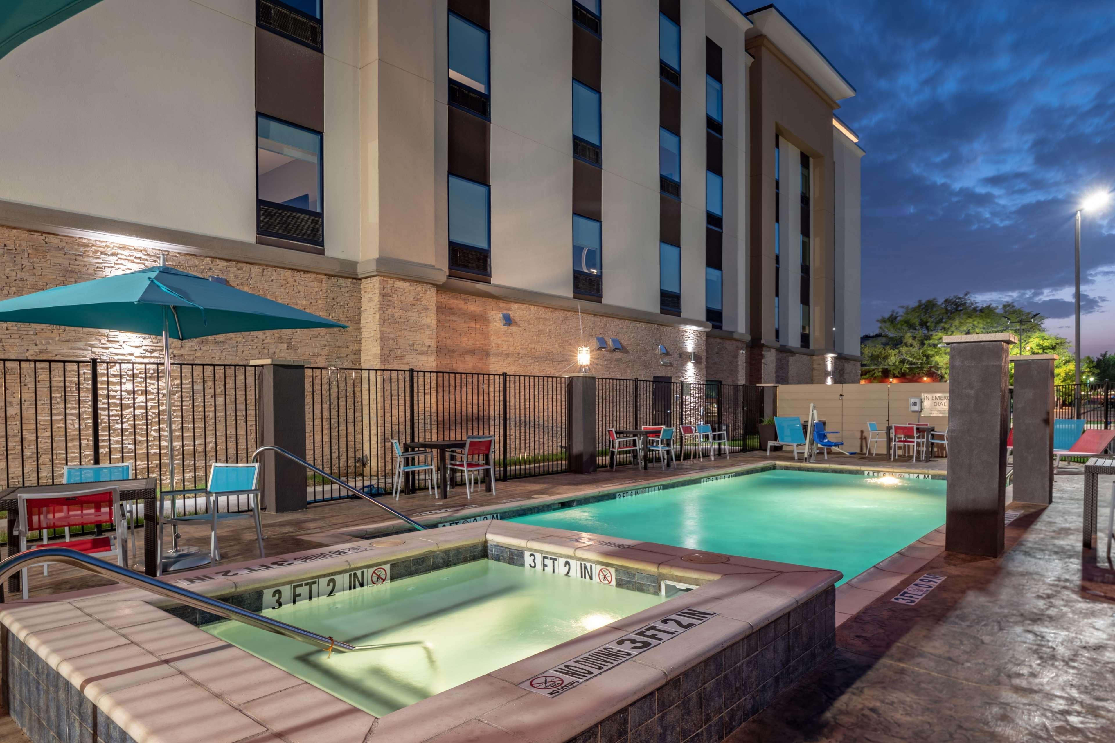 Hampton Inn & Suites Dallas/Plano Central Kültér fotó